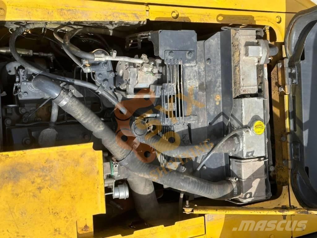 Komatsu PC 130-7 Paletli ekskavatörler