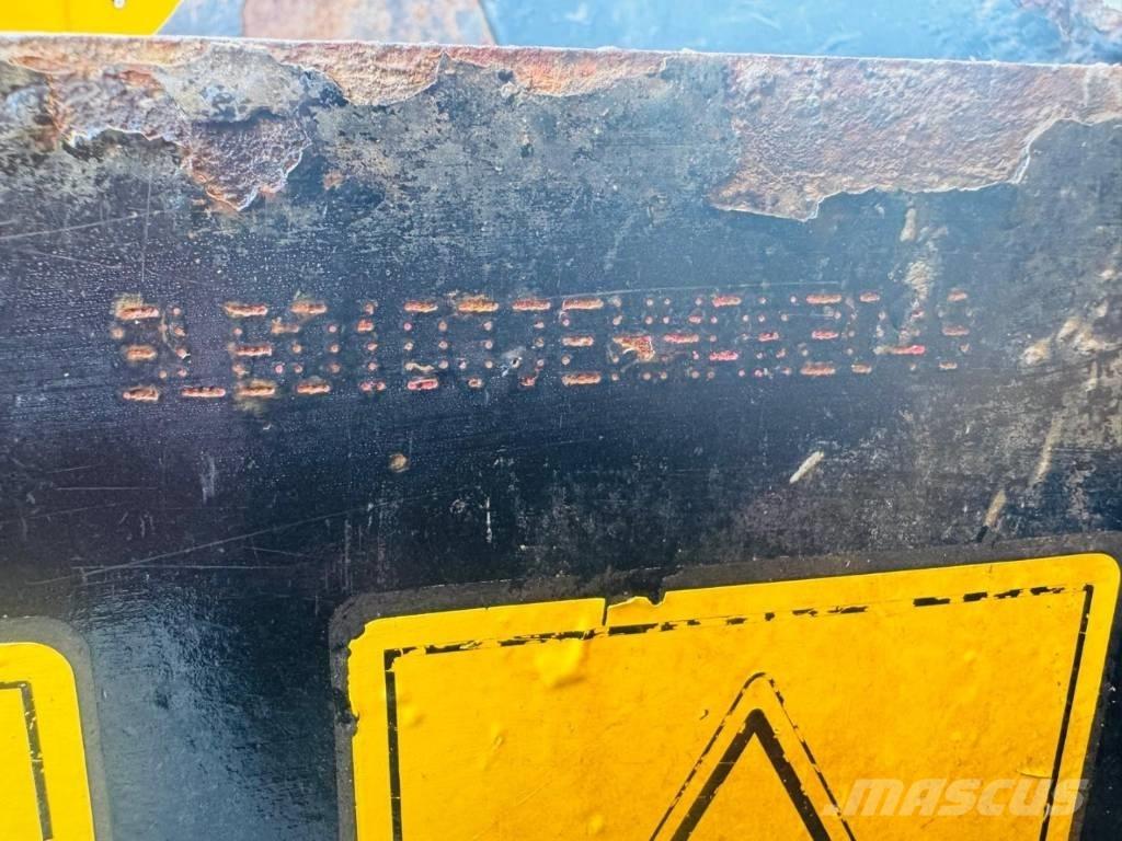 JCB 6 T Belden kirma kamyonlar