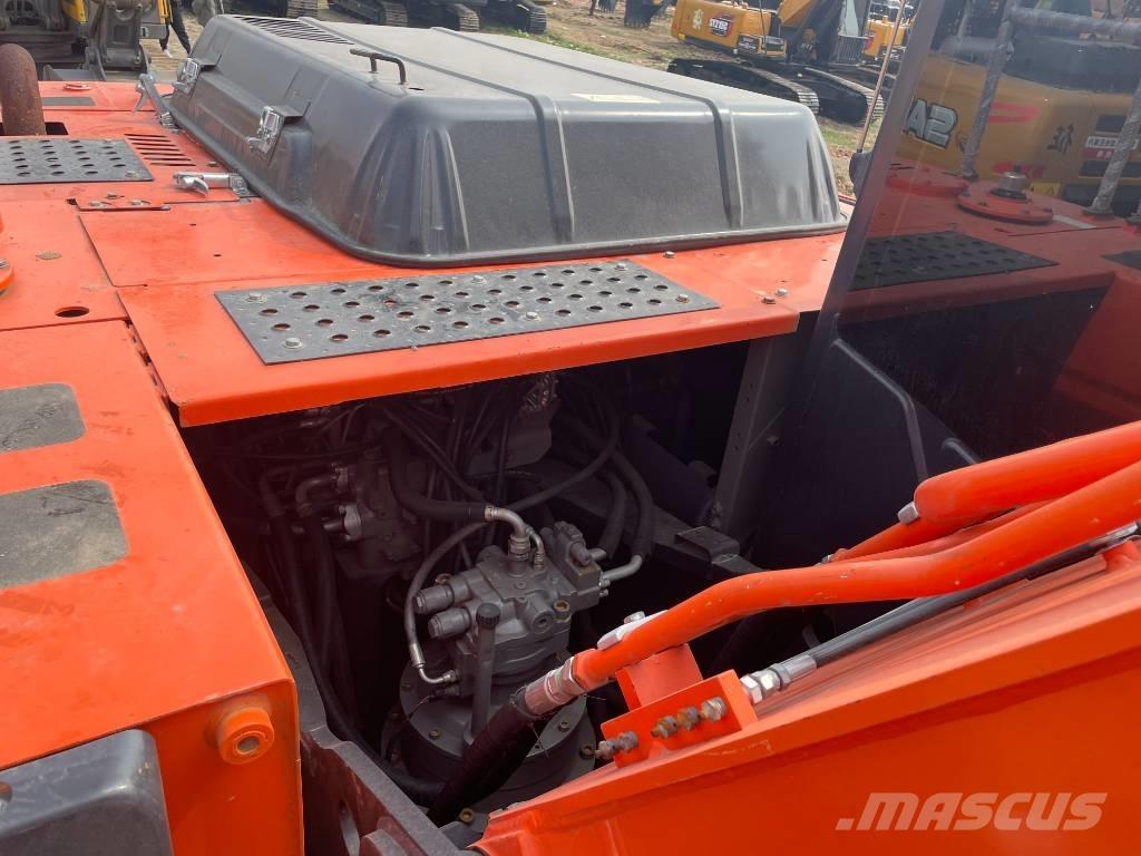 Hitachi ZX 240 Paletli ekskavatörler