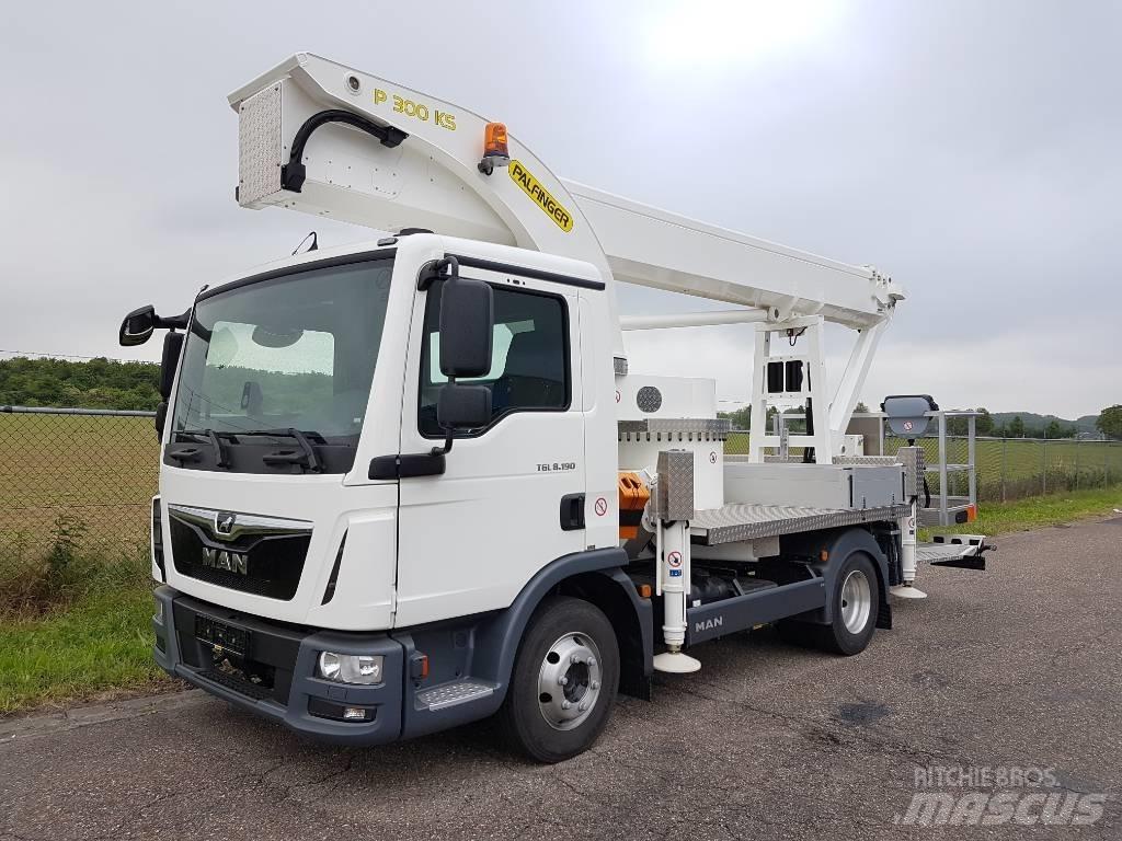 Palfinger P 300 KS Araç üstü platformlar