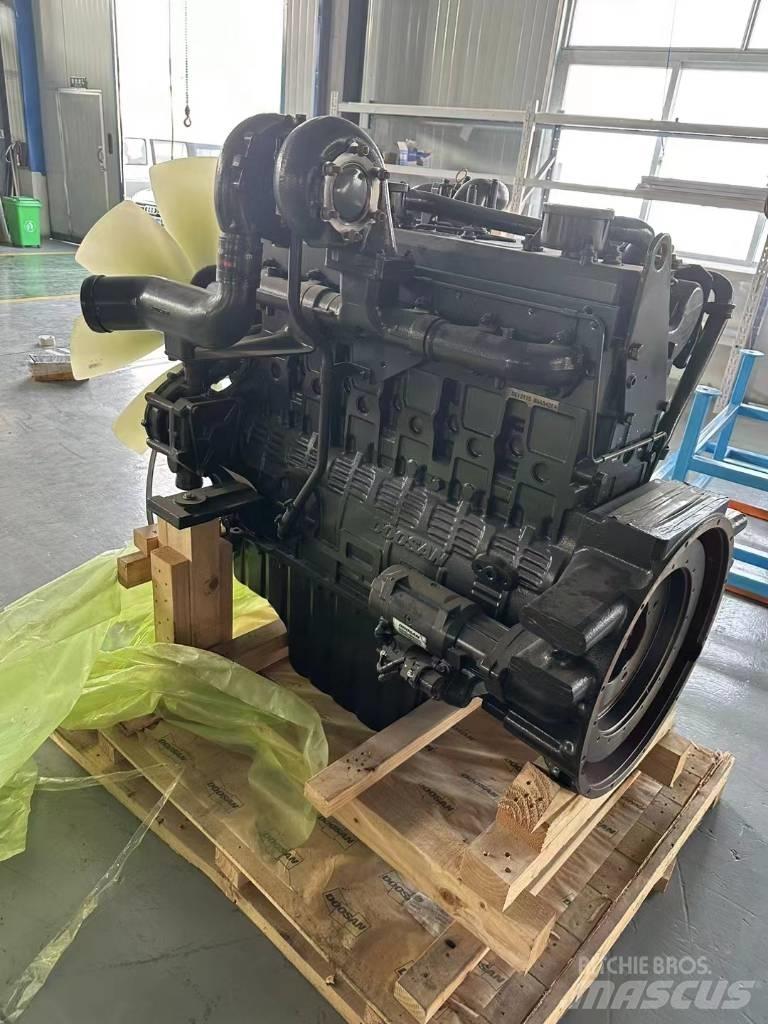 Doosan Solar500LC-V Motorlar