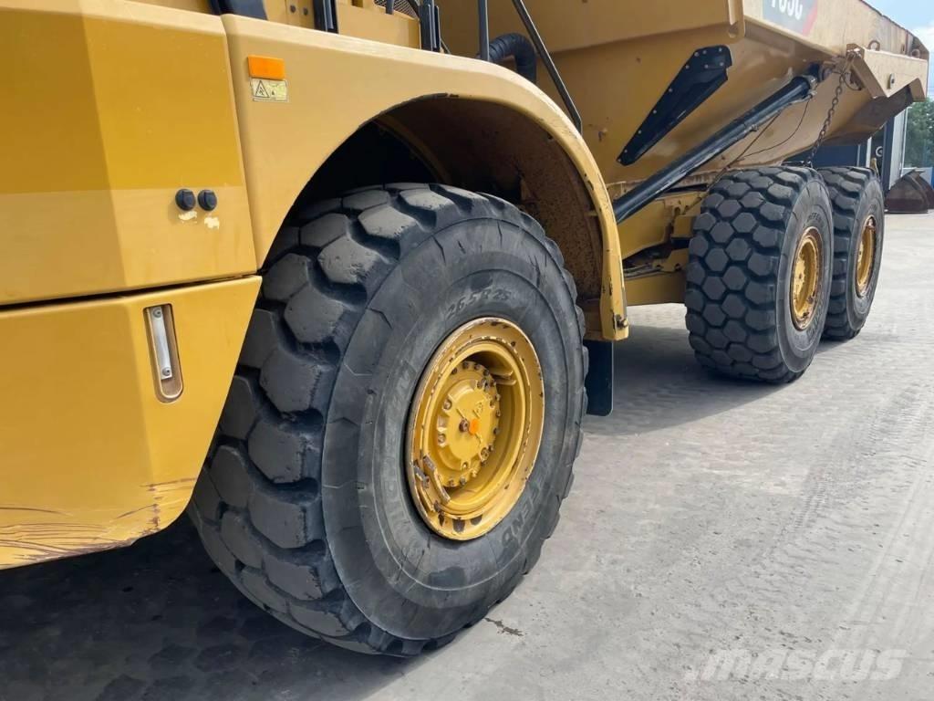 CAT 735C Belden kirma kaya kamyonu