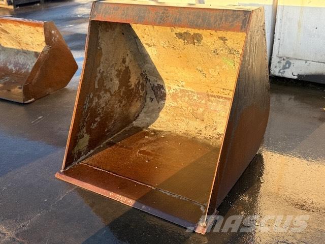 Manitou USED BUCKET Kovalar