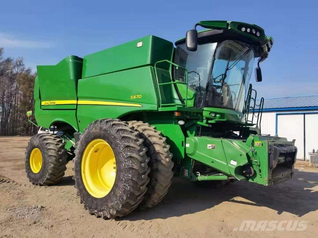 John Deere S670 Biçerdöverler