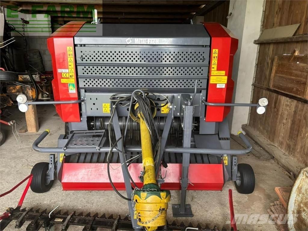 Metal-Fach Z562RN Küp balya makinalari