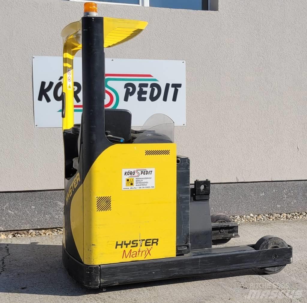 Hyster R 2.0 Reach truck - depo içi istif araçları