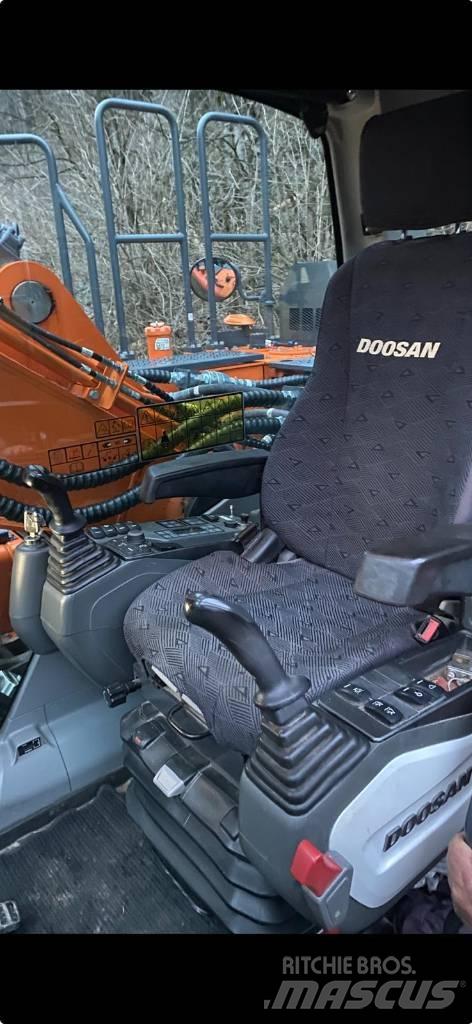 Doosan DX 235 NLC-5 Paletli ekskavatörler