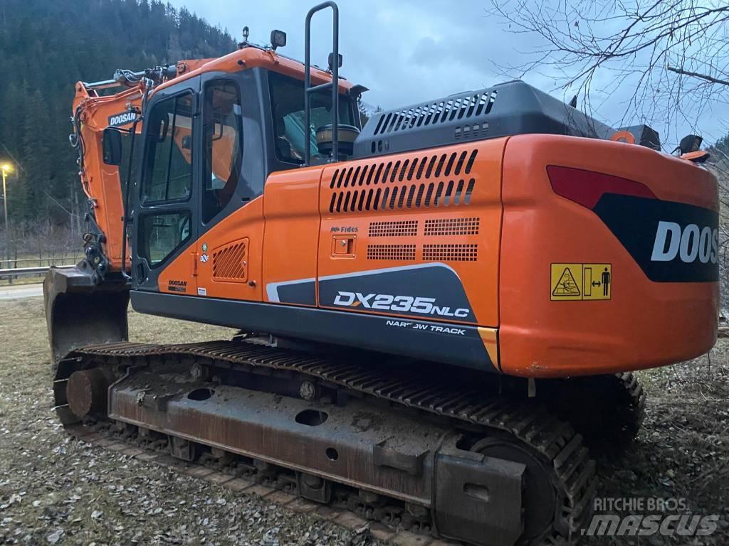 Doosan DX 235 NLC-5 Paletli ekskavatörler