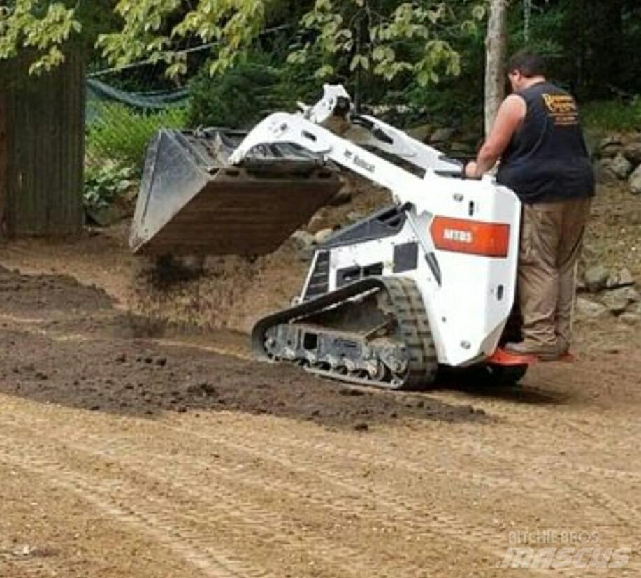 Bobcat MT 85 Skid steer loderler