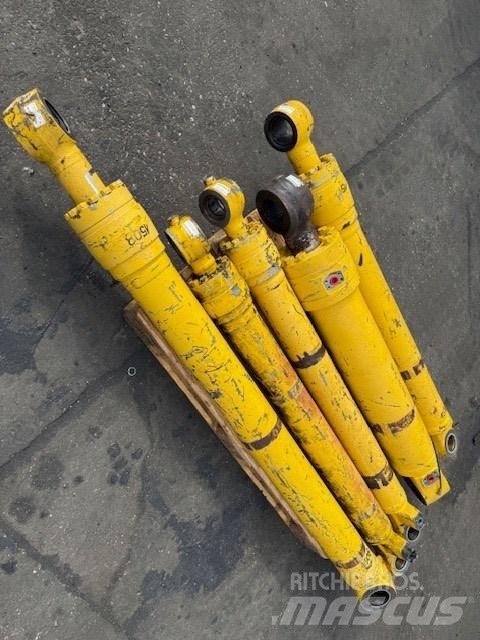 Komatsu PW 180 Hidrolik