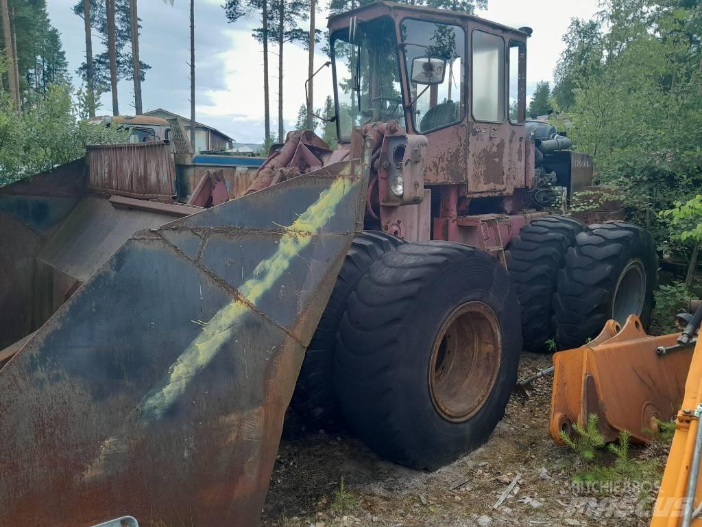 Valmet 1200 Tekerlekli yükleyiciler