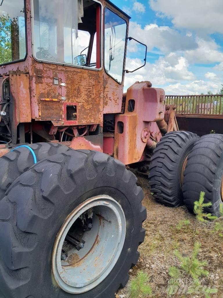 Valmet 1200 Tekerlekli yükleyiciler