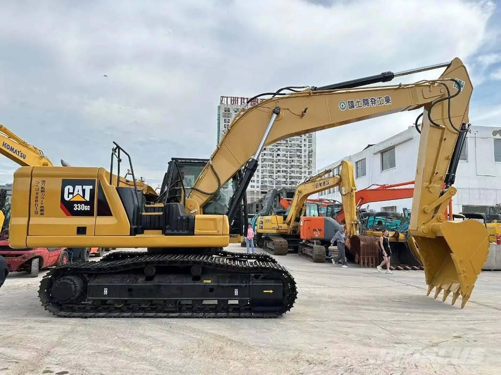 CAT 330GC Paletli ekskavatörler