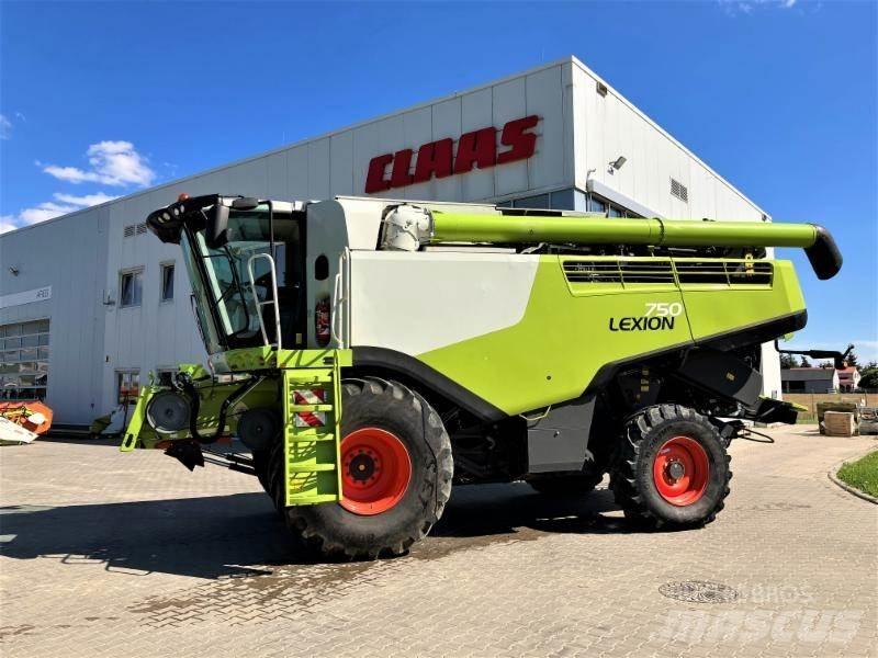 CLAAS LEXION 750 Biçerdöverler