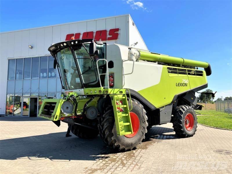 CLAAS LEXION 750 Biçerdöverler