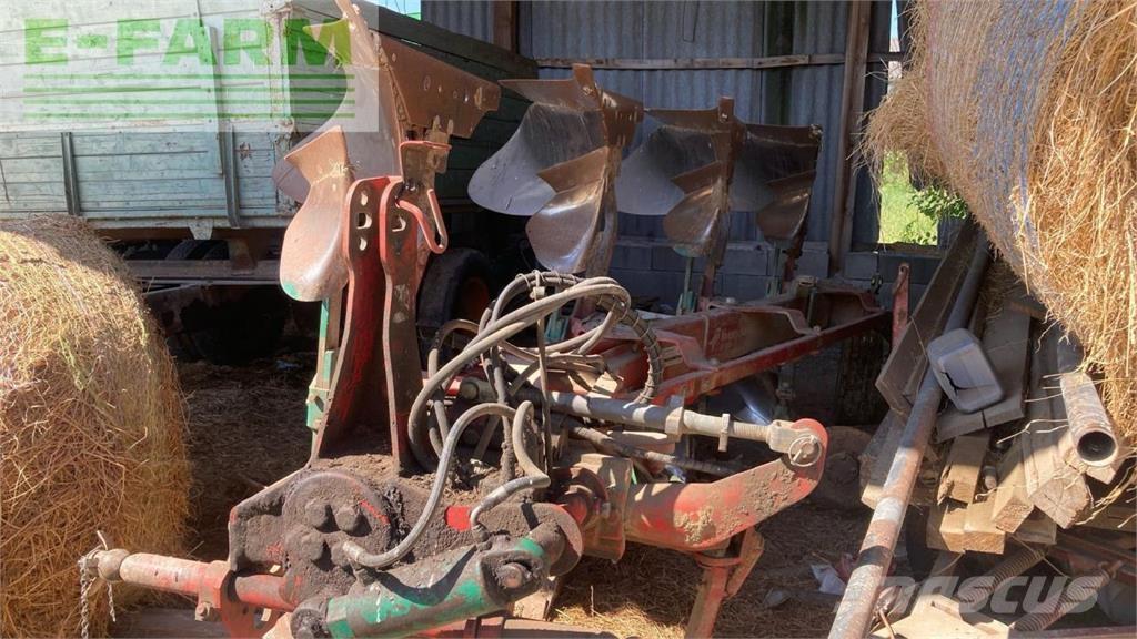 Kverneland LB 100 Pulluklar