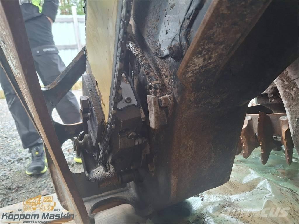 Komatsu C124 Agaç kesme robotlari