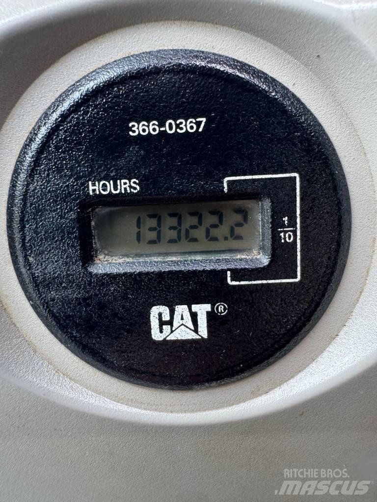 CAT 336 EL H Paletli ekskavatörler