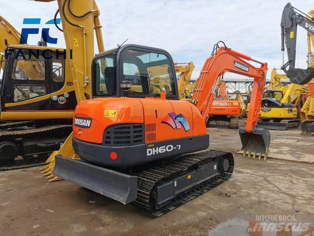 Doosan DH 60 Mini ekskavatörler, 7 tona dek