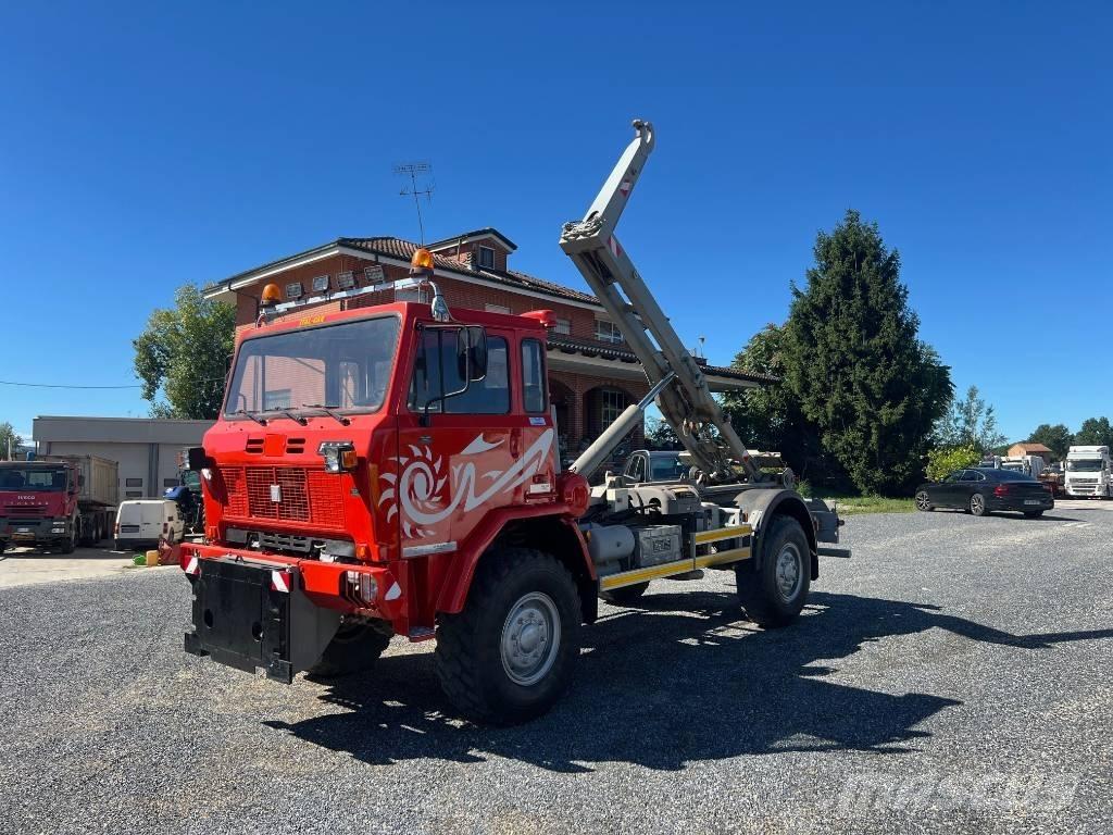 Iveco 90-16 Hidroliftli kamyonlar