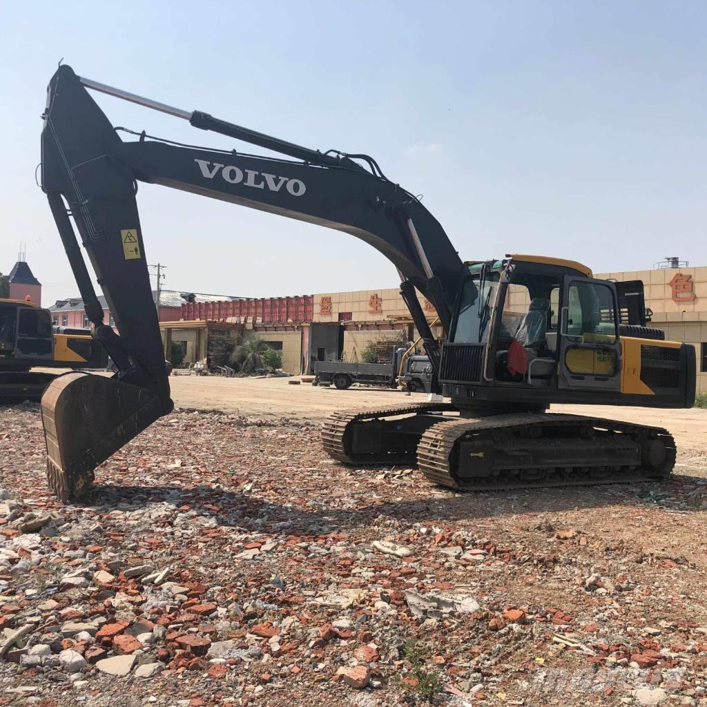 Volvo EC240 Paletli ekskavatörler