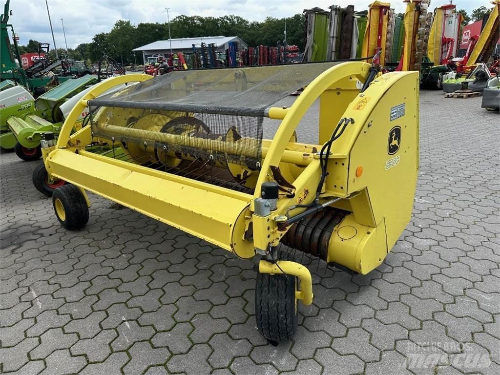 John Deere 630 C Ot, samanlık ve yem makinesi aksesuarları