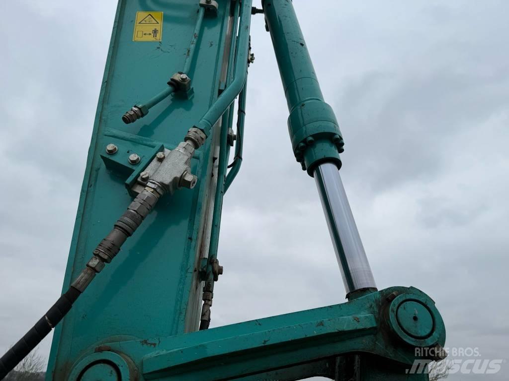 Kobelco SK130LC-11 Paletli ekskavatörler