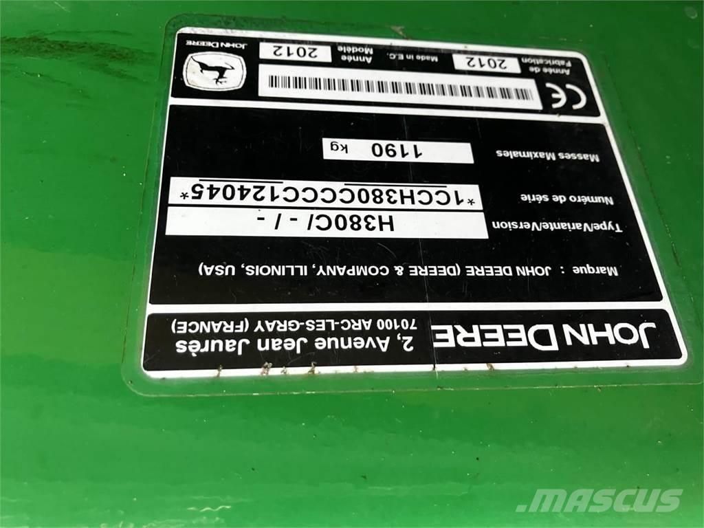 John Deere 6215R Traktörler