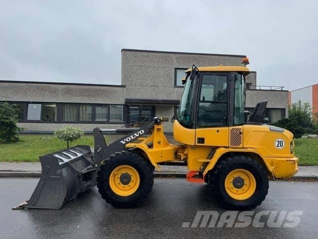 Volvo L 30 G Tekerlekli yükleyiciler