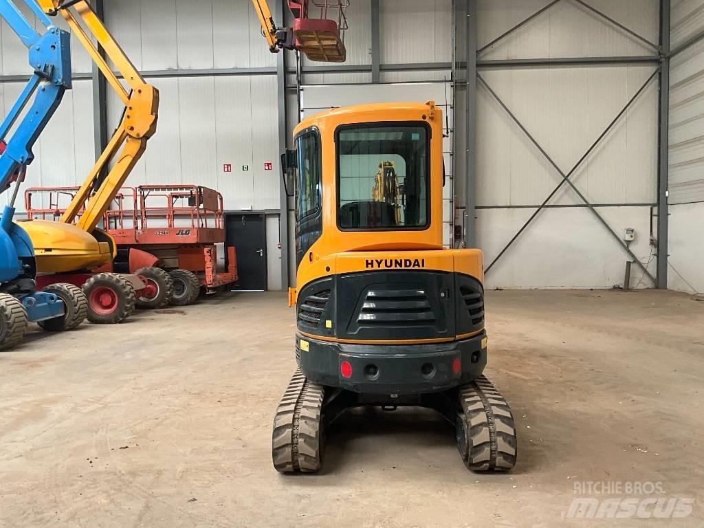 Hyundai 30 Z-9 AK Mini ekskavatörler, 7 tona dek
