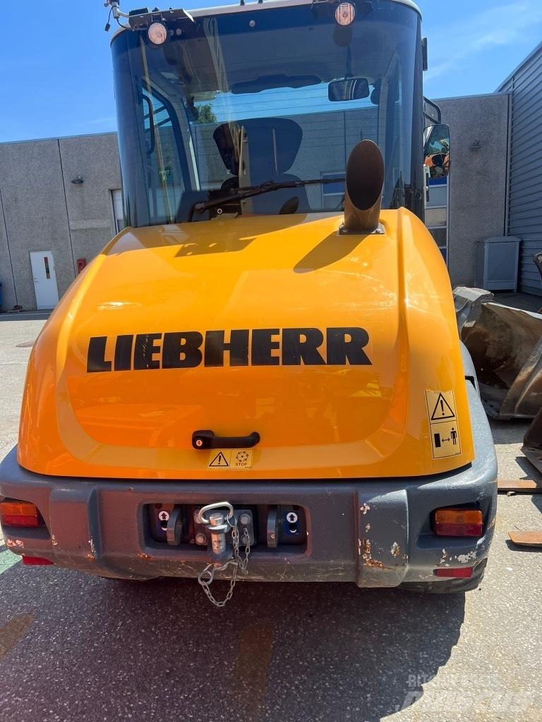 Liebherr L 506 Tekerlekli yükleyiciler