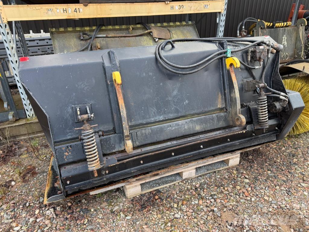 JCB 413 S Tekerlekli yükleyiciler