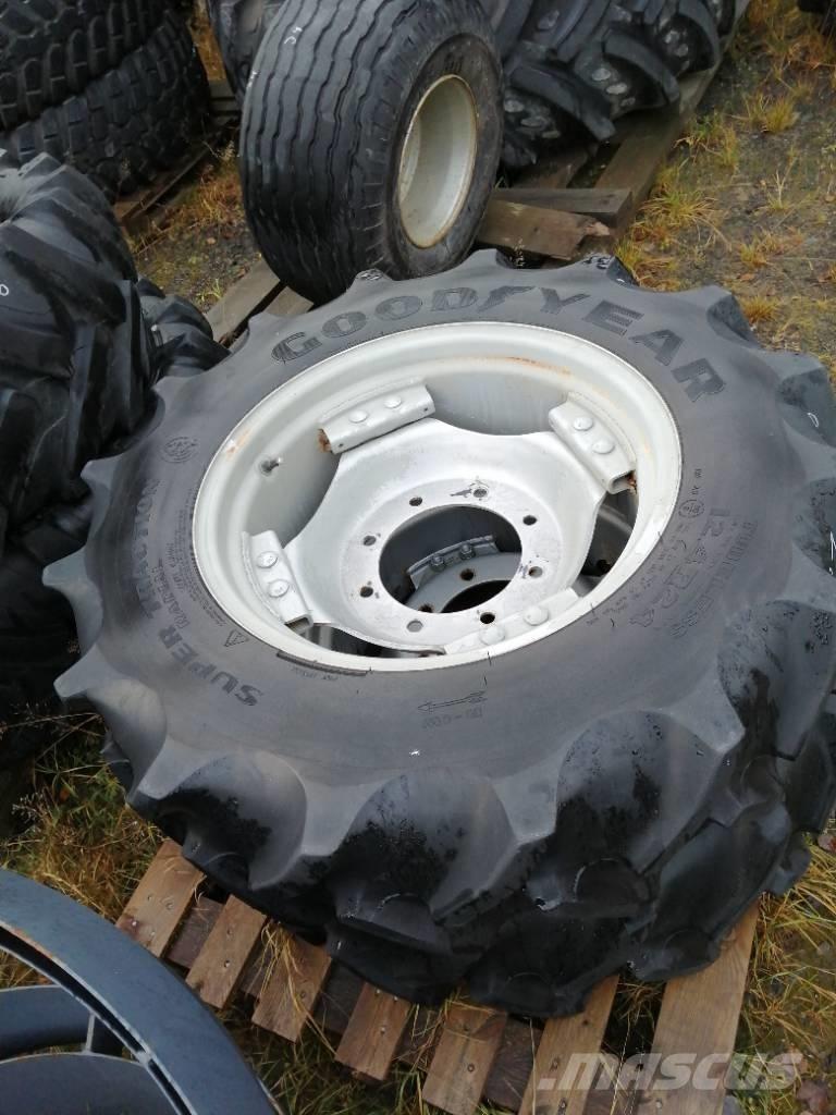 Goodyear 12,4r24 Tekerlekler