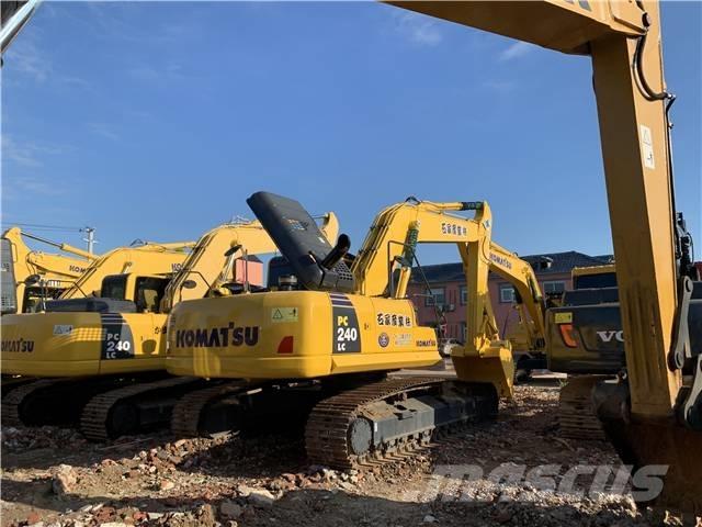 Komatsu PC 240 LC Paletli ekskavatörler