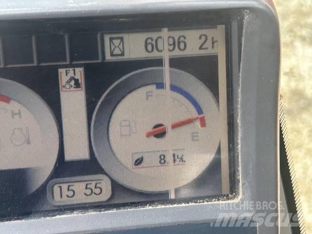 Hitachi USRLC225 Paletli ekskavatörler