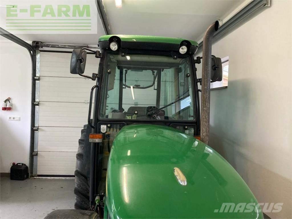 John Deere 5515F Traktörler