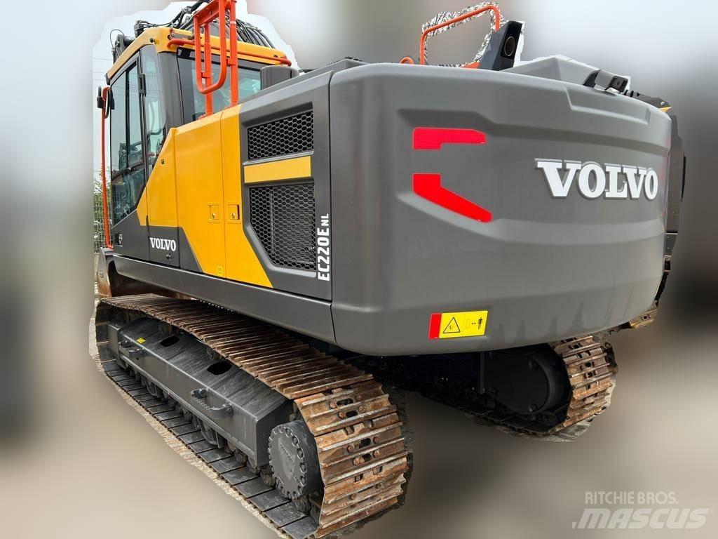 Volvo EC 220 E Paletli ekskavatörler