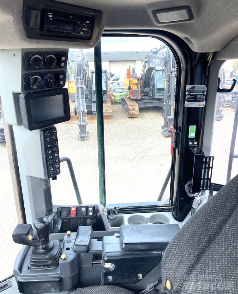 CAT 972 M Tekerlekli yükleyiciler