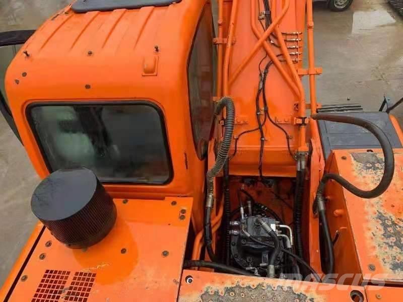 Doosan DX300LC Paletli ekskavatörler