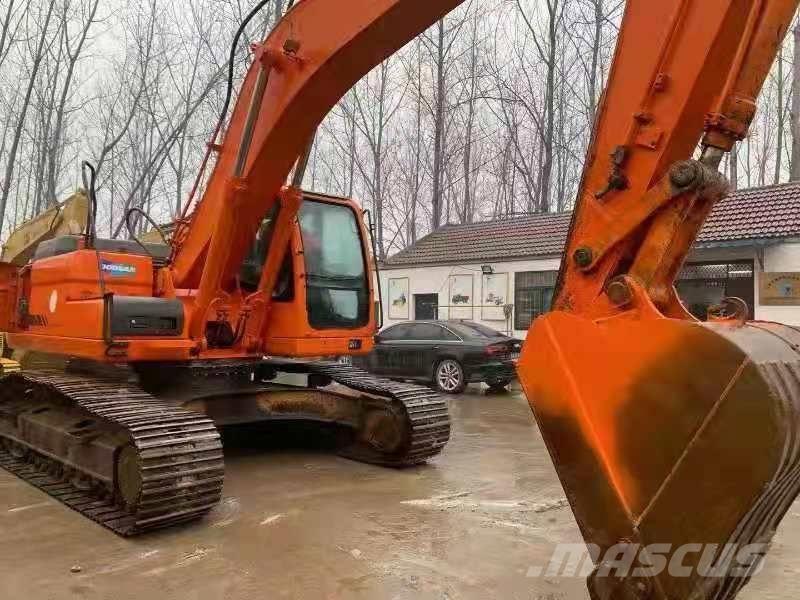 Doosan DX300LC Paletli ekskavatörler