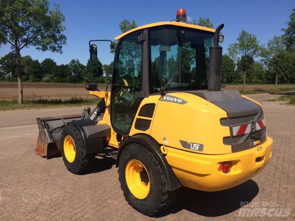 Volvo L 25 F Tekerlekli yükleyiciler