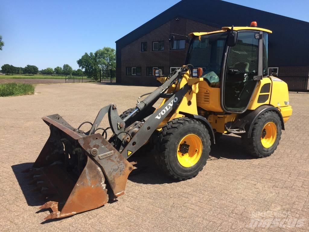 Volvo L 25 F Tekerlekli yükleyiciler