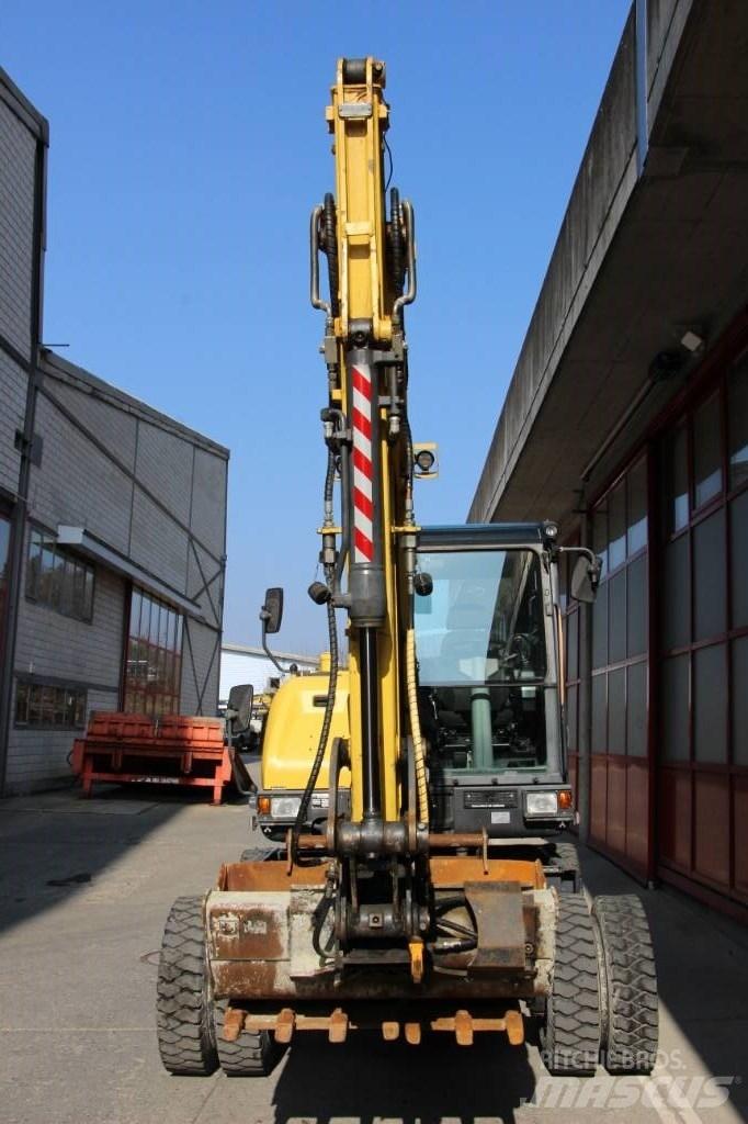 Doosan DX 57 W-5 Lastik tekerli ekskavatörler