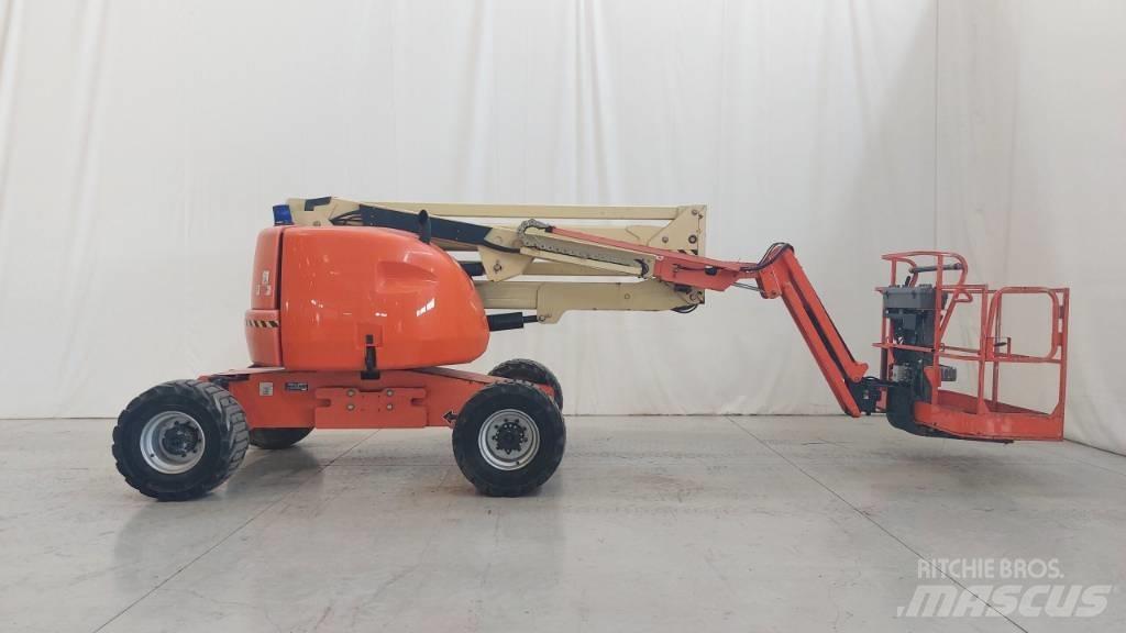 JLG 450 AJ Körüklü personel platformları