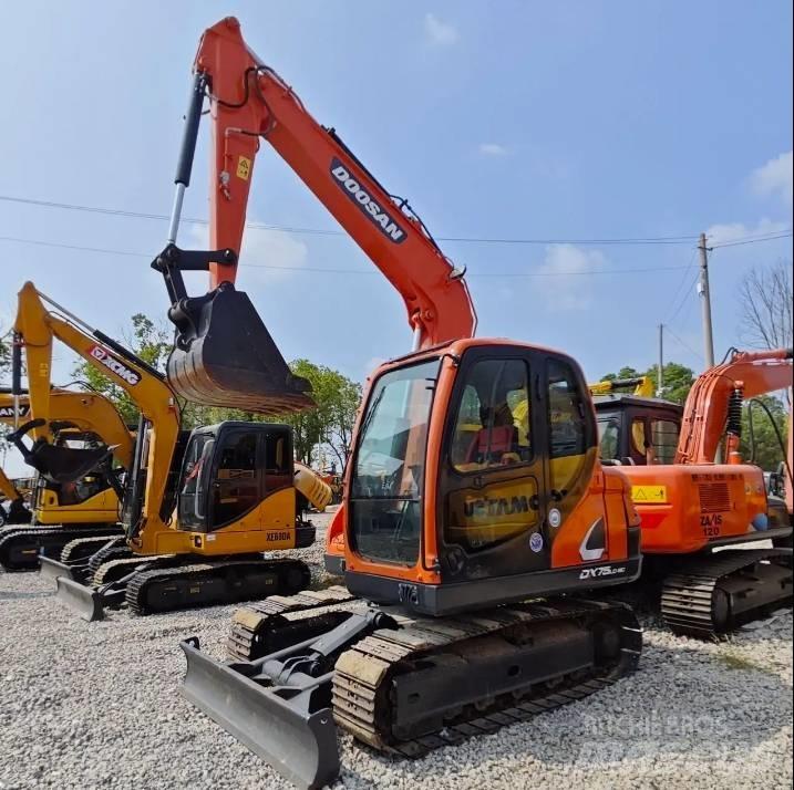 Doosan DX75-9C Midi ekskavatörler 7 - 12 t