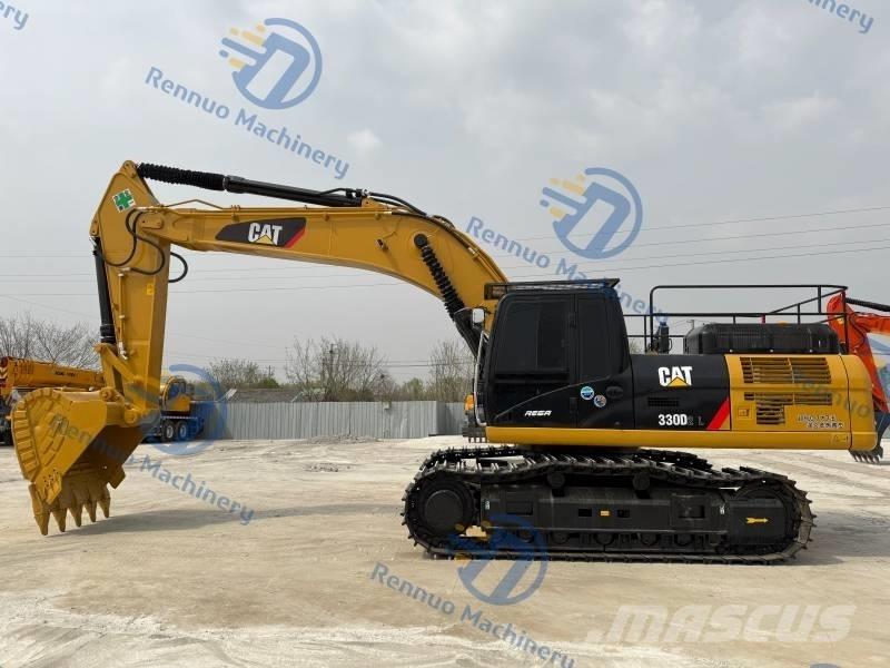 CAT 330 D2L Paletli ekskavatörler