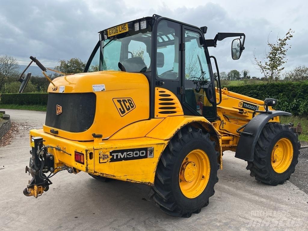 JCB TM 300 Tarimsal teleskopik yükleyiciler