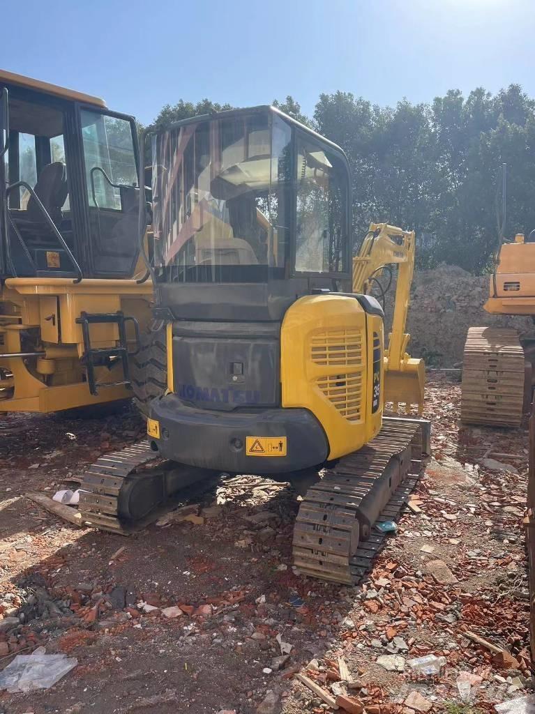 Komatsu PC 35 Paletli ekskavatörler