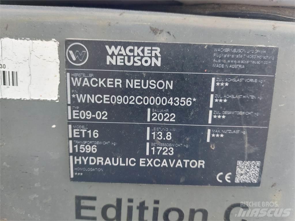 Wacker Neuson ET16 Paletli ekskavatörler