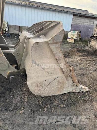 CAT 973C - Paletli yükleyiciler